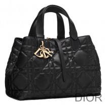 Medium Dior Toujours bag Black Macrocannage Calfskin Women M2821OSHJ_M900 - Dior Bag Outlet Official