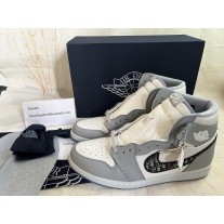 Air Jordan 1 Retro High x Dior Men Sneaker Wolf Grey