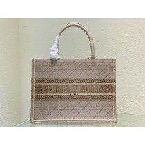 Dior Book Tote Beige Cannage Raffia