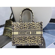 Dior Book Tote Beige Mizza Embroidery