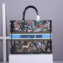 Dior Book Tote D-Constellation Embroidery Multicolor