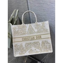 Dior Book Tote Gold-Tone Dior Around the World Stella Embroidery