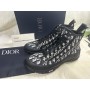 Dior B28 High-Top Sneakers Unisex Oblique Motif Canvas and Rubber Beige Black